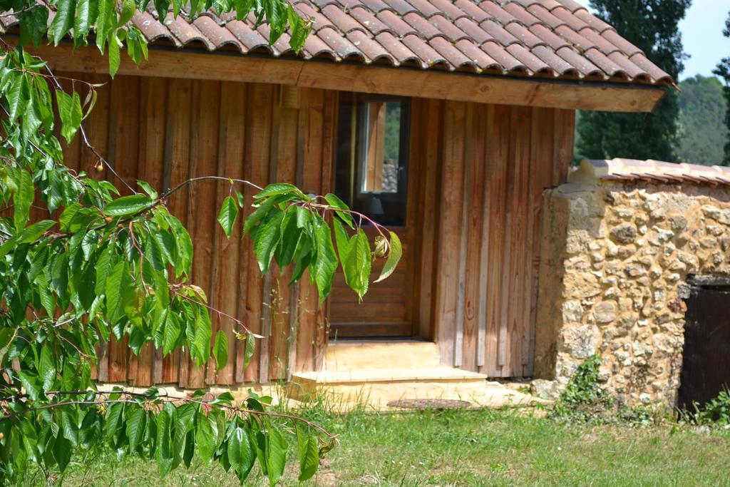 ホテルLa Ferme De Cagnolle Saint-Amand-de-Belvès エクステリア 写真