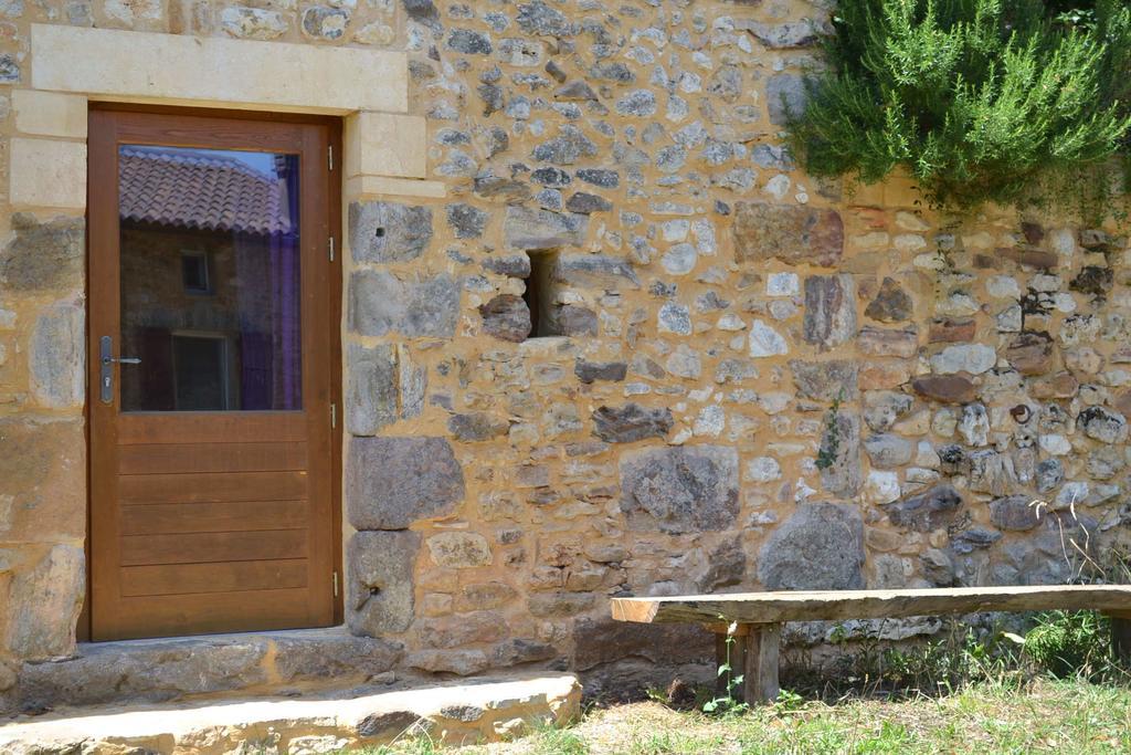 ホテルLa Ferme De Cagnolle Saint-Amand-de-Belvès エクステリア 写真